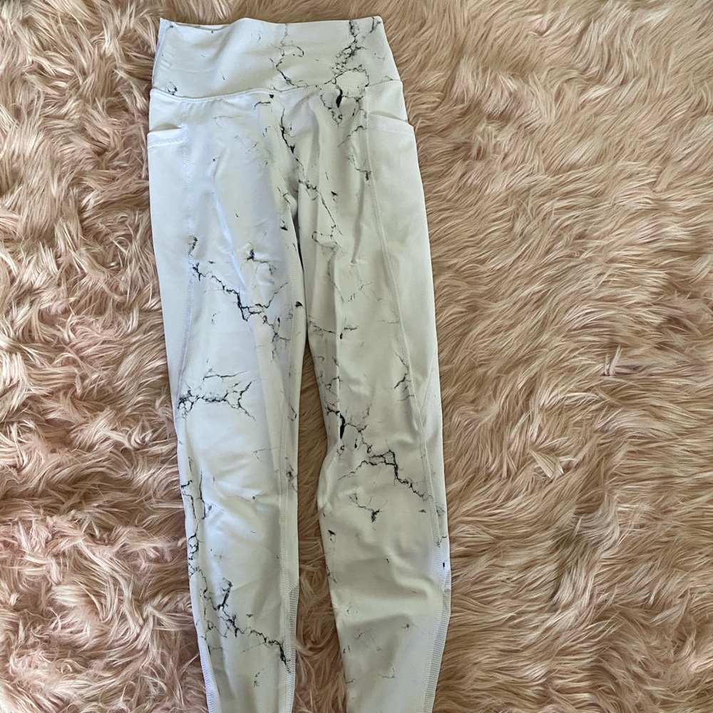 Buffbunny marble leggings